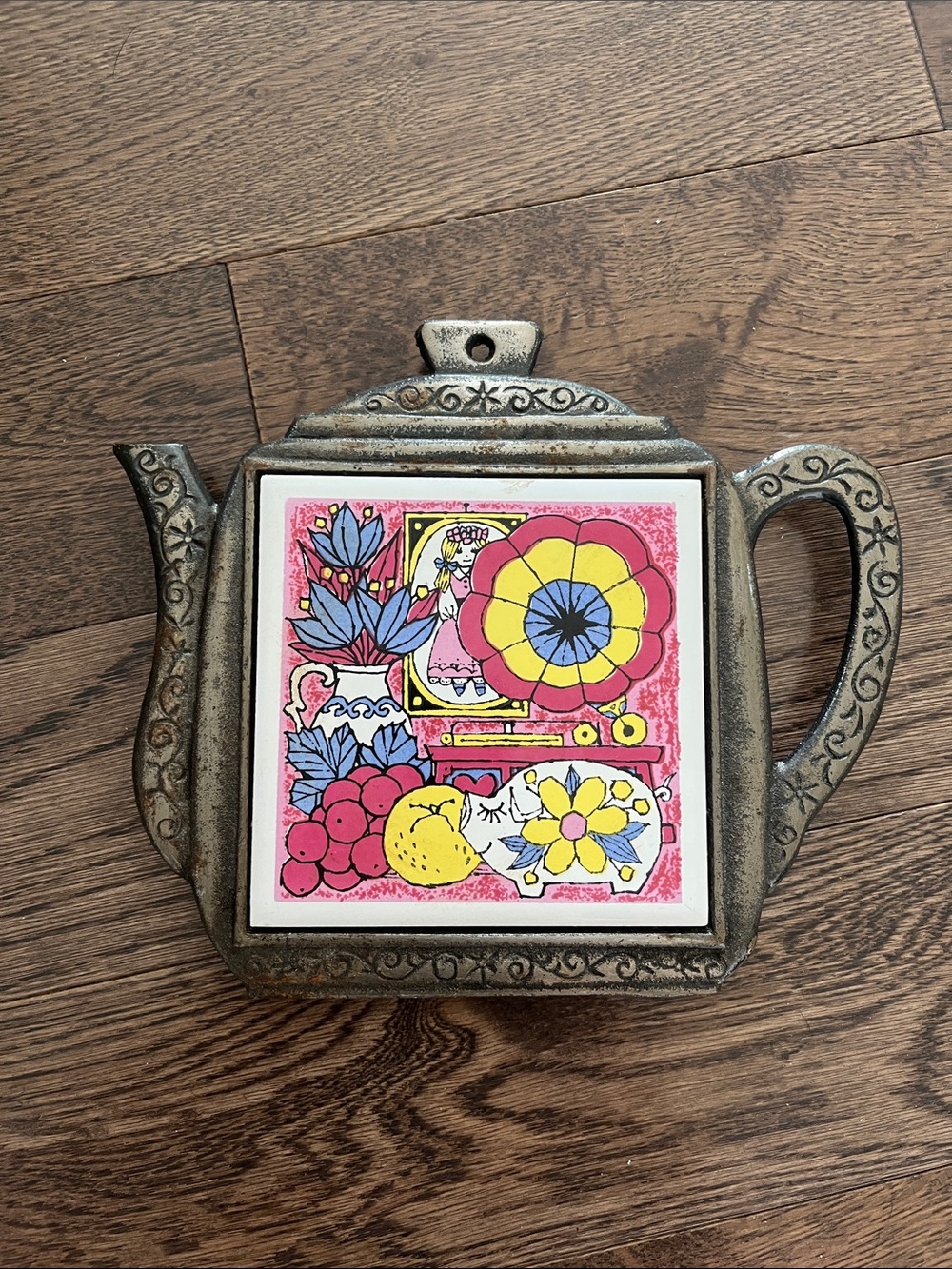 'Cherry' Vintage 1970s Metal Ceramic Kitchen Trivet